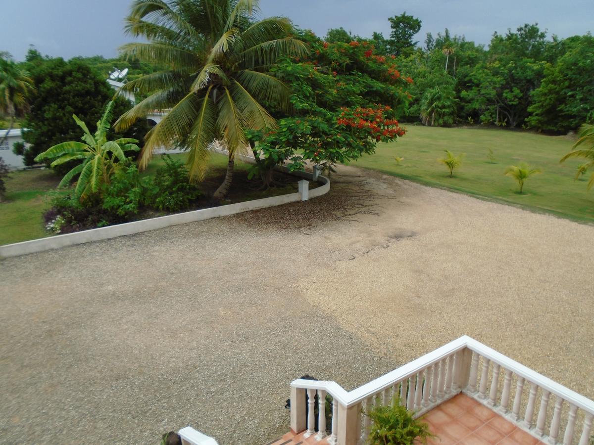 Serenity Sands Corozal Exterior foto